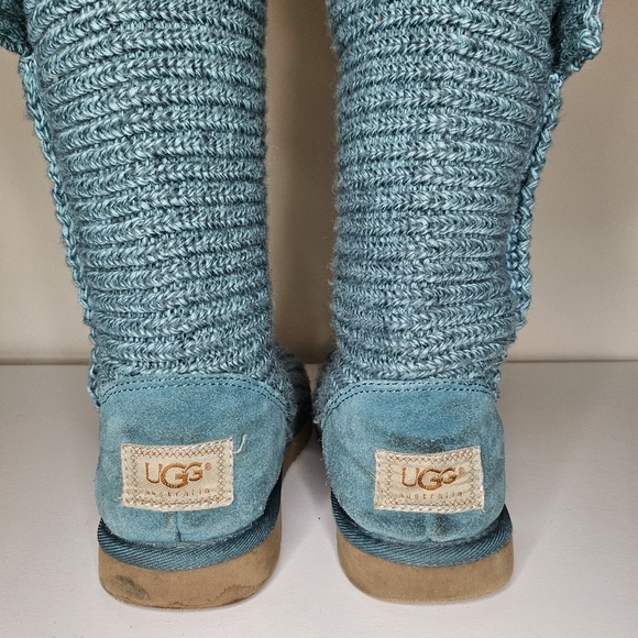 Ugg Women's Shoes Classic Cardy Knit Ugg Boots - Picture 9 of 16